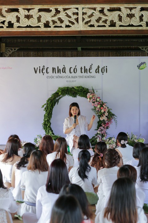 Phụ nữ có nên buông bỏ việc nhà? - Ảnh 3. Phụ nữ có nên buông bỏ việc nhà? - Ảnh 3.
