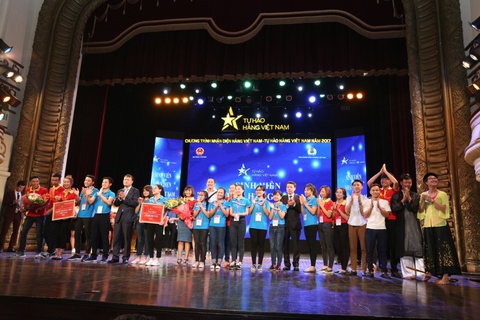 Sinh viên khởi nghiệp cùng hàng Việt: Lâu lắm rồi mới “chín phẩy năm” - Ảnh 4. Sinh viên khởi nghiệp cùng hàng Việt: Lâu lắm rồi mới “chín phẩy năm” - Ảnh 4.