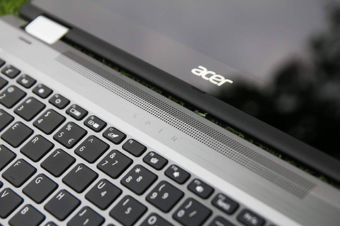 “Đập hộp” laptop Acer Spin 3 - Ảnh 4. “Đập hộp” laptop Acer Spin 3 - Ảnh 4.