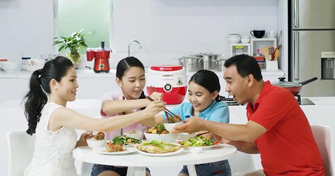 Sunhouse chia sẻ thông điệp yêu thương tới từng căn bếp - Ảnh 4. Sunhouse chia sẻ thông điệp yêu thương tới từng căn bếp - Ảnh 4.