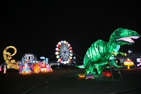 Lễ hội đèn lồng Kết nối cộng đồng 2017 - Ảnh 13. Lễ hội đèn lồng Kết nối cộng đồng 2017 - Ảnh 13.