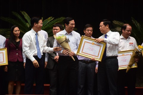 Đẩy mạnh thông tin đối ngoại bằng tiếng nước ngoài - Ảnh 2. Đẩy mạnh thông tin đối ngoại bằng tiếng nước ngoài - Ảnh 2.