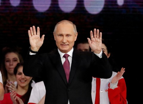 Ông Putin tái tranh cử tổng thống Nga - Ảnh 1. Ông Putin tái tranh cử tổng thống Nga - Ảnh 1.