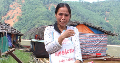 Quà cứu trợ đến với đồng bào Hòa Bình, Yên Bái - Ảnh 1. Quà cứu trợ đến với đồng bào Hòa Bình, Yên Bái - Ảnh 1.