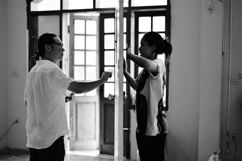 Trần Lực: Sau Quẫn, húc đầu vào Cơn ghen của Lọ Lem - Ảnh 11. Trần Lực: Sau Quẫn, húc đầu vào Cơn ghen của Lọ Lem - Ảnh 11.