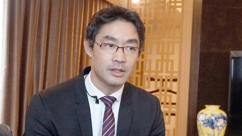 TS Philipp Roesler: Muốn 4.0, hãy đặt cược vào giới trẻ - Ảnh 2. TS Philipp Roesler: Muốn 4.0, hãy đặt cược vào giới trẻ - Ảnh 2.