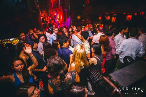 9 quán bar ở Bangkok đẹp ngất ngây - Ảnh 27. 9 quán bar ở Bangkok đẹp ngất ngây - Ảnh 27.