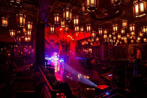 9 quán bar ở Bangkok đẹp ngất ngây - Ảnh 28. 9 quán bar ở Bangkok đẹp ngất ngây - Ảnh 28.