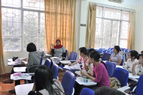 Đại học Singapore, Mỹ dạy sinh viên ra sao? - Ảnh 1. Đại học Singapore, Mỹ dạy sinh viên ra sao? - Ảnh 1.