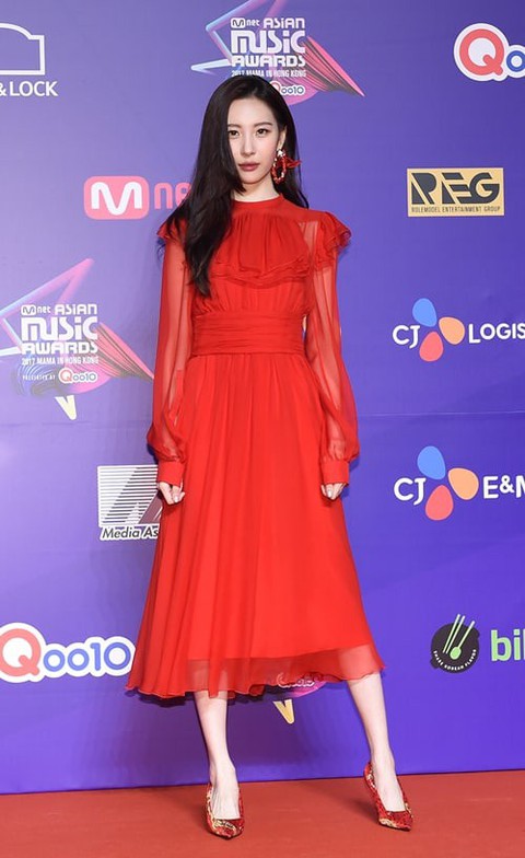 MAMA Hong Kong: nhà sản xuất Phía sau một cô gái đoạt giải Kỹ sư âm nhạc - Ảnh 13. MAMA Hong Kong: nhà sản xuất Phía sau một cô gái đoạt giải Kỹ sư âm nhạc - Ảnh 13.