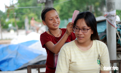 Thay cha gánh cả gia đình - Ảnh 13. Thay cha gánh cả gia đình - Ảnh 13.