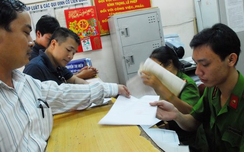 Chuyển nơi tạm trú, đăng ký lại thế nào? - Ảnh 1. Chuyển nơi tạm trú, đăng ký lại thế nào? - Ảnh 1.