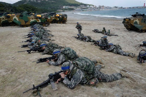 Triều Tiên đang muốn gì khi quyết ‘so găng’ với Mỹ? - Ảnh 3. Triều Tiên đang muốn gì khi quyết ‘so găng’ với Mỹ? - Ảnh 3.