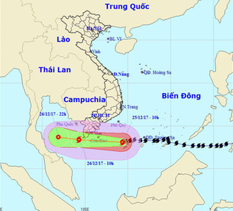 Bão Tembin lệch Nam, suy yếu nhưng giữ nguyên vùng nguy hiểm - Ảnh 4. Bão Tembin lệch Nam, suy yếu nhưng giữ nguyên vùng nguy hiểm - Ảnh 4.