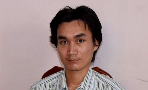 Bỏ thuốc độc cyanua vào rượu sát hại cha ruột - Ảnh 1. Bỏ thuốc độc cyanua vào rượu sát hại cha ruột - Ảnh 1.