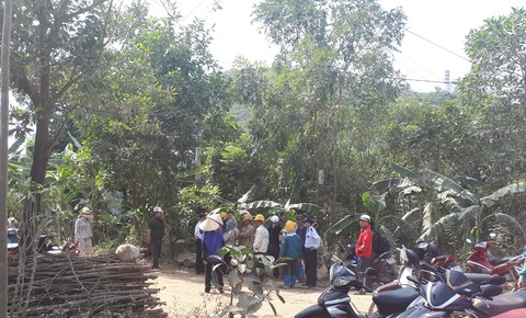 Người thân cháu bé nghi bị sát hại đang được bảo vệ nghiêm ngặt - Ảnh 2. Người thân cháu bé nghi bị sát hại đang được bảo vệ nghiêm ngặt - Ảnh 2.