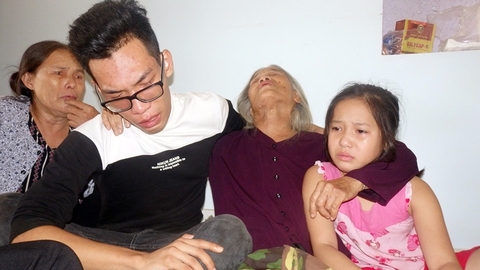 Tìm được thi thể nghi cán bộ biên phòng bị lũ cuốn - Ảnh 6. Tìm được thi thể nghi cán bộ biên phòng bị lũ cuốn - Ảnh 6.