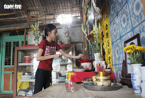 ‘Em sẽ ráng học vì chính em và vì cha’ - Ảnh 1. ‘Em sẽ ráng học vì chính em và vì cha’ - Ảnh 1.
