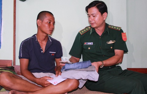 Chiếc túi ni lông cứu sống ngư dân trôi dạt trên biển - Ảnh 3. Chiếc túi ni lông cứu sống ngư dân trôi dạt trên biển - Ảnh 3.