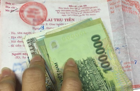Để xảy ra lạm thu, hiệu trưởng chịu trách nhiệm - Ảnh 1. Để xảy ra lạm thu, hiệu trưởng chịu trách nhiệm - Ảnh 1.