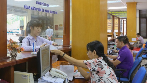 Hà Nội lắp thiết bị nộp tiền điện, nước tại nhà cho dân - Ảnh 1. Hà Nội lắp thiết bị nộp tiền điện, nước tại nhà cho dân - Ảnh 1.