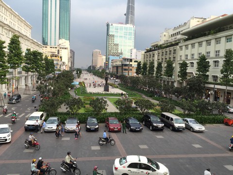 Xe hơi trên 1,5 tỉ không kinh doanh... phải đóng thuế tài sản? - Ảnh 1. Xe hơi trên 1,5 tỉ không kinh doanh... phải đóng thuế tài sản? - Ảnh 1.