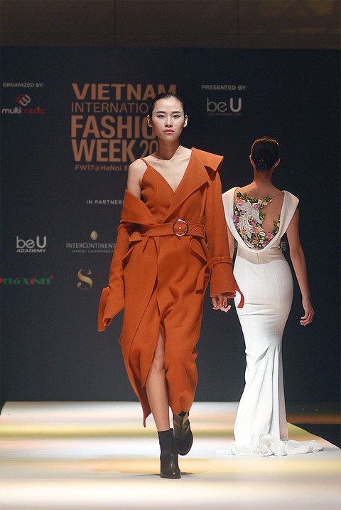 Công Trí mở màn Tuần lễ thời trang quốc tế Việt Nam - Ảnh 11. Công Trí mở màn Tuần lễ thời trang quốc tế Việt Nam - Ảnh 11.
