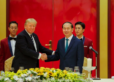 Sáng nay, đón chính thức Tổng thống Trump tại Phủ Chủ tịch - Ảnh 1. Sáng nay, đón chính thức Tổng thống Trump tại Phủ Chủ tịch - Ảnh 1.