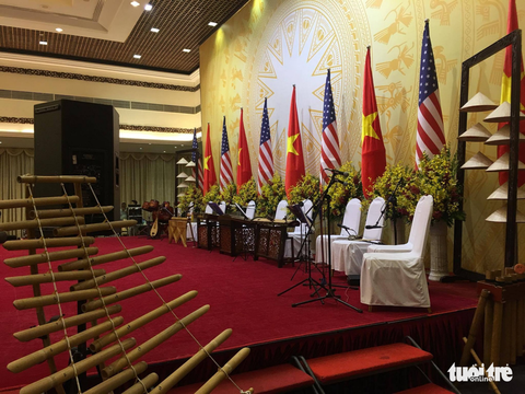 Chủ tịch nước mở quốc yến tiếp đãi Tổng thống Trump - Ảnh 7. Chủ tịch nước mở quốc yến tiếp đãi Tổng thống Trump - Ảnh 7.
