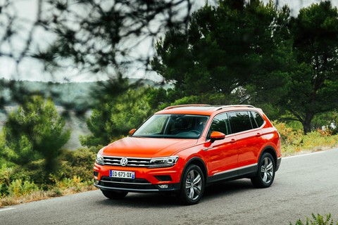 Giảm giá xe, Volkswagen giải phóng hàng tồn? - Ảnh 1. Giảm giá xe, Volkswagen giải phóng hàng tồn? - Ảnh 1.