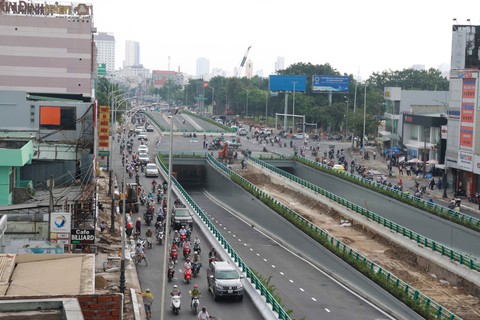 Đà Nẵng thông xe hầm chui đón APEC - Ảnh 1. Đà Nẵng thông xe hầm chui đón APEC - Ảnh 1.