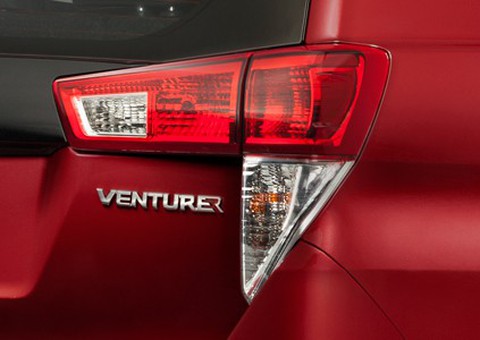 Toyota Innova Venturer giá 855 triệu ra mắt thị trường VN - Ảnh 3. Toyota Innova Venturer giá 855 triệu ra mắt thị trường VN - Ảnh 3.