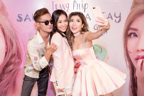 Trang Pháp hồng xinh trong Sau khi chia tay thì phải làm gì - Ảnh 2. Trang Pháp hồng xinh trong Sau khi chia tay thì phải làm gì - Ảnh 2.