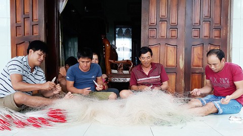 Trắng tay sau cú đâm đoạt mạng ở Hoàng Sa - Ảnh 3. Trắng tay sau cú đâm đoạt mạng ở Hoàng Sa - Ảnh 3.