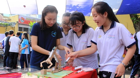 Hội chợ khoa học cho học sinh - Ảnh 1. Hội chợ khoa học cho học sinh - Ảnh 1.