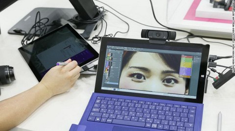Robot ru em, điện thoại mở bằng...tai, bạn thích cái nào? - Ảnh 8. Robot ru em, điện thoại mở bằng...tai, bạn thích cái nào? - Ảnh 8.