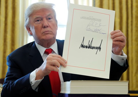 Những lời hứa của Donald Trump - Ảnh 5. Những lời hứa của Donald Trump - Ảnh 5.