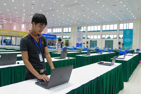 Khai trương Trung tâm báo chí quốc tế phục vụ APEC - Ảnh 9. Khai trương Trung tâm báo chí quốc tế phục vụ APEC - Ảnh 9.