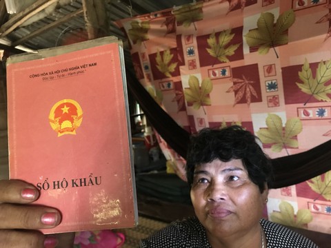 Phận nước nổi bèo nổi bên nhánh kênh buồn ven rạch Bà Bướm - Ảnh 7. Phận nước nổi bèo nổi bên nhánh kênh buồn ven rạch Bà Bướm - Ảnh 7.