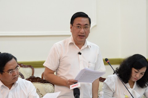 Chủ tịch TP.HCM yêu cầu báo cáo vụ Khaisilk, xử lý nghiêm hàng gian - Ảnh 3. Chủ tịch TP.HCM yêu cầu báo cáo vụ Khaisilk, xử lý nghiêm hàng gian - Ảnh 3.
