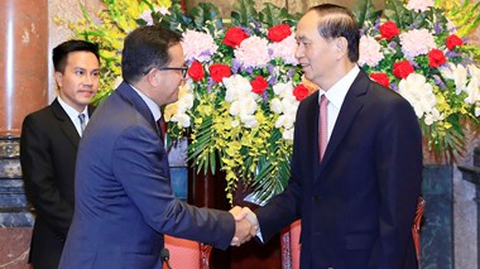 Chủ tịch nước tiếp đoàn đại biểu Hội Chữ thập đỏ - Trăng lưỡi liềm đỏ - Ảnh 1. Chủ tịch nước tiếp đoàn đại biểu Hội Chữ thập đỏ - Trăng lưỡi liềm đỏ - Ảnh 1.