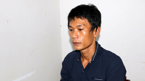 Khởi tố, bắt giam đối tượng dùng dao đâm phó công an xã - Ảnh 1. Khởi tố, bắt giam đối tượng dùng dao đâm phó công an xã - Ảnh 1.