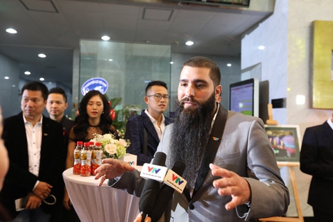 Người phán xử đại thắng, Vũ Cát Tường vượt mặt Sơn Tùng - Ảnh 13. Người phán xử đại thắng, Vũ Cát Tường vượt mặt Sơn Tùng - Ảnh 13.