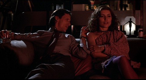 Xem tuyệt phẩm của dòng phim kinh dị đương đại: Videodrome - Ảnh 11. Xem tuyệt phẩm của dòng phim kinh dị đương đại: Videodrome - Ảnh 11.