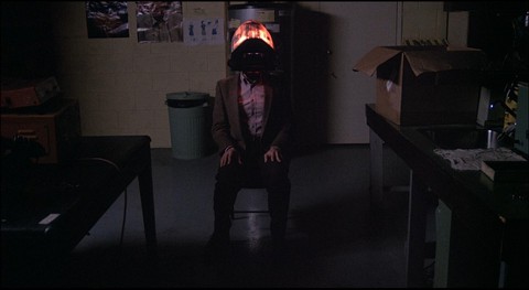 Xem tuyệt phẩm của dòng phim kinh dị đương đại: Videodrome - Ảnh 8. Xem tuyệt phẩm của dòng phim kinh dị đương đại: Videodrome - Ảnh 8.