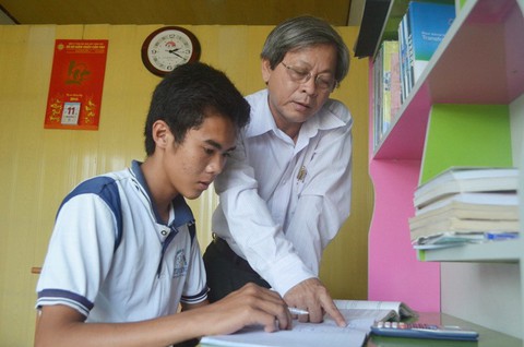 Thầy dạy chúng tôi: học 8, chơi 9, đoàn kết mới 10 điểm! - Ảnh 2. Thầy dạy chúng tôi: học 8, chơi 9, đoàn kết mới 10 điểm! - Ảnh 2.