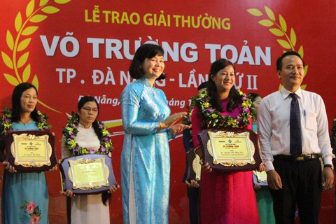 Nguyện là đôi tai của trẻ khiếm thính - Ảnh 3. Nguyện là đôi tai của trẻ khiếm thính - Ảnh 3.