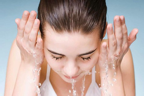 Từng loại da mặt đều có bí kíp làm cho tươi tắn, rạng rỡ - Ảnh 3. Từng loại da mặt đều có bí kíp làm cho tươi tắn, rạng rỡ - Ảnh 3.