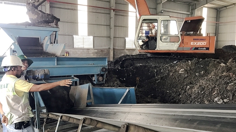 Xử lý bùn thải tại TP.HCM: Đề xuất giá thấp, duyệt giá cao - Ảnh 2. Xử lý bùn thải tại TP.HCM: Đề xuất giá thấp, duyệt giá cao - Ảnh 2.