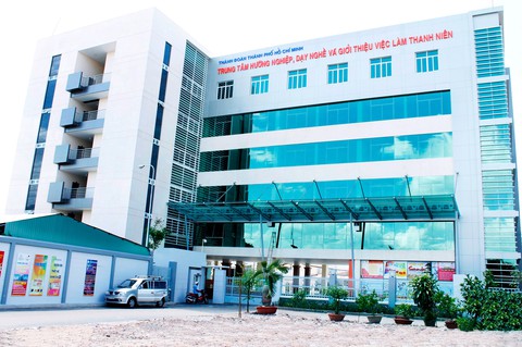 YES Center giúp người lao động dễ tìm việc hơn - Ảnh 1. YES Center giúp người lao động dễ tìm việc hơn - Ảnh 1.